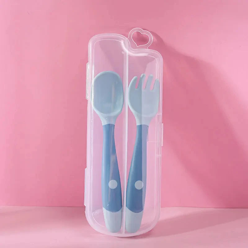 Soft and flexible baby feeding spoon se