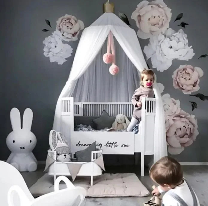 Baby Frenzy Pompom Garland
