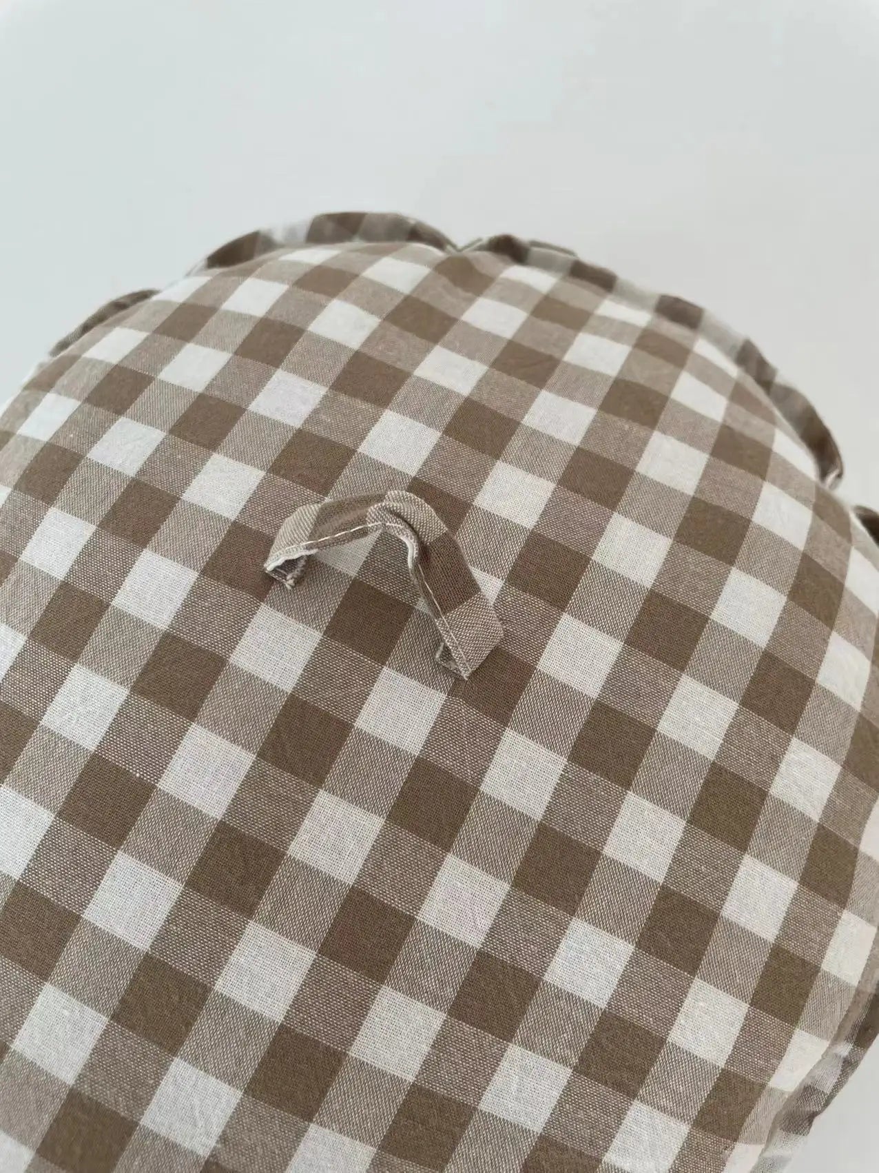 Plaid Balloon Shape Wall Pillow Decoration