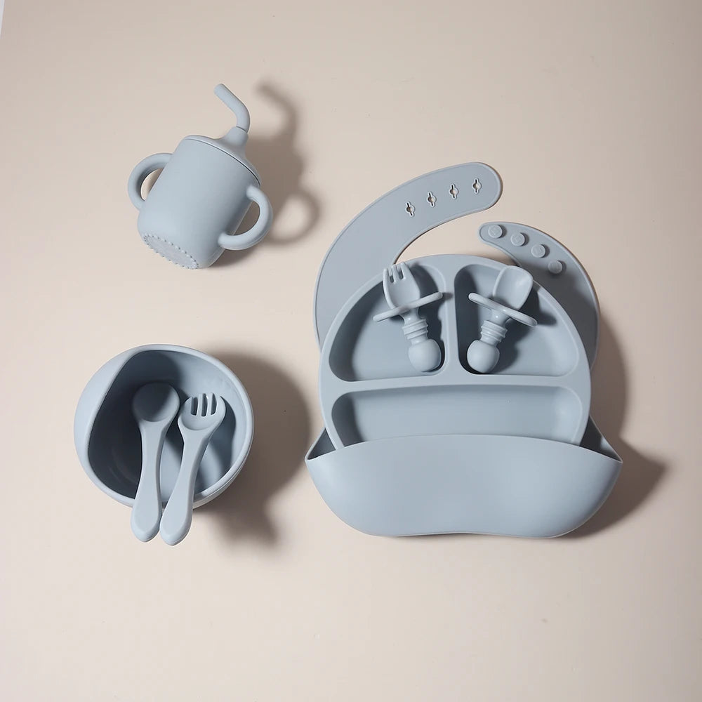 8pcs silicone baby feeding set