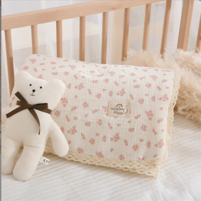 Ventage Cotton Padded Crib Blanket