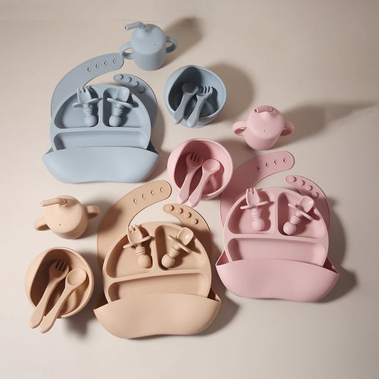 8pcs silicone baby feeding set