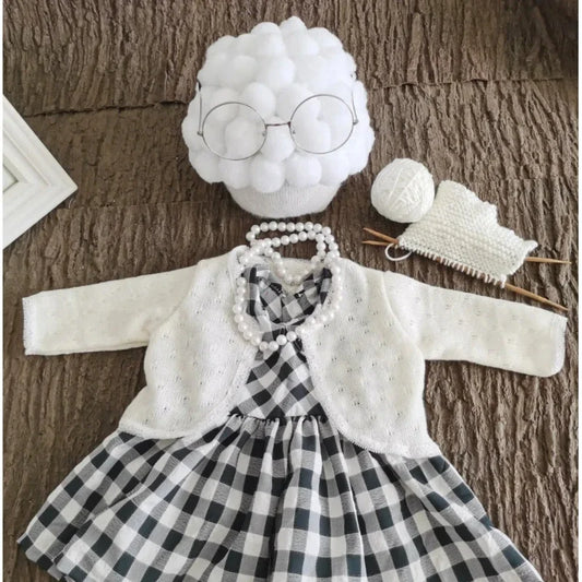 Newborn  Grandmother Photo Shoot Outfit